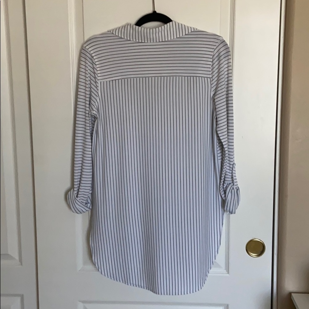 Button Down Top - Picture 2 of 5